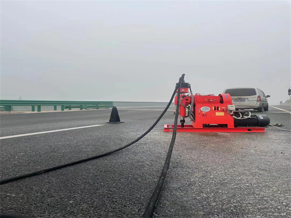 射阳马路路基路面开裂下沉注浆加固灌浆